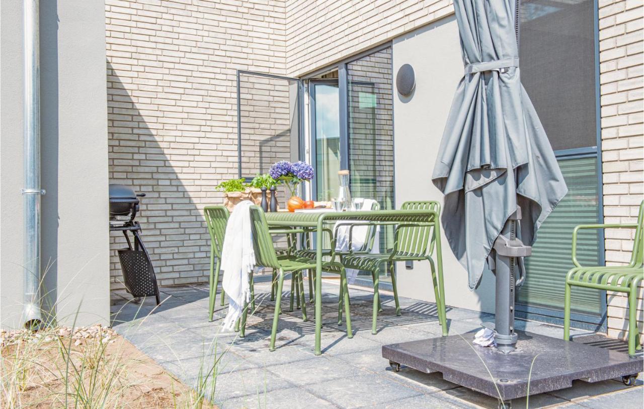 Amazing Home In Lembruch-Duemmer See With Kitchen Exterior foto