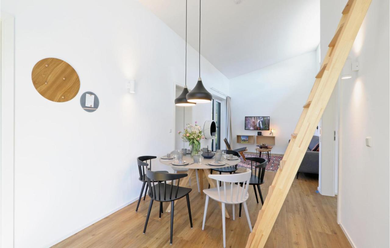 Amazing Home In Lembruch-Duemmer See With Kitchen Exterior foto